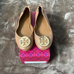 Minnie Travel Ballet Flat, Leather